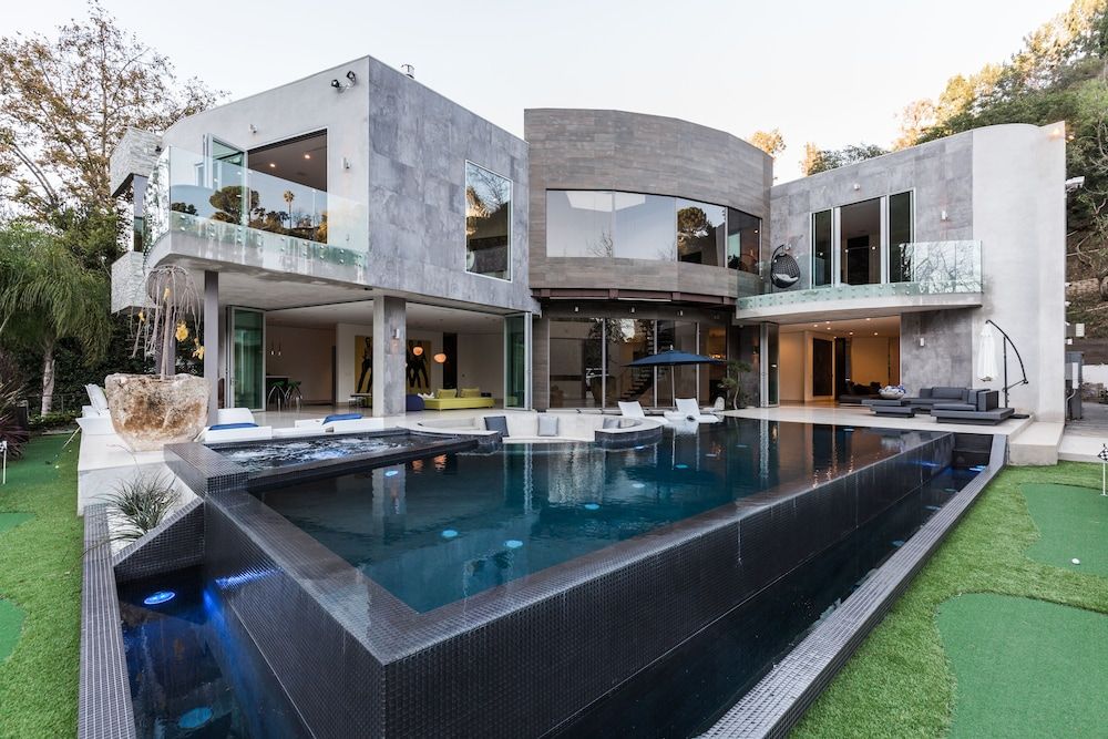 undefined Chantilly Estate 9