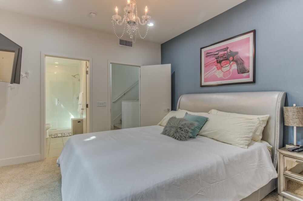 undefined Applewood - Silver Lake 2BD Hollywood 4