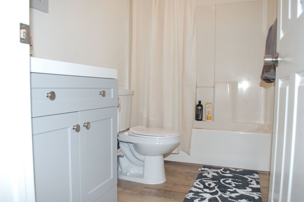 Downtown LA Comfortable Bedrooms Comfort Room, 2 Double Beds 23