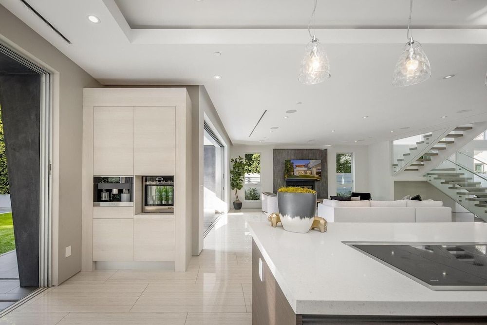 undefined Alfred Villa 2