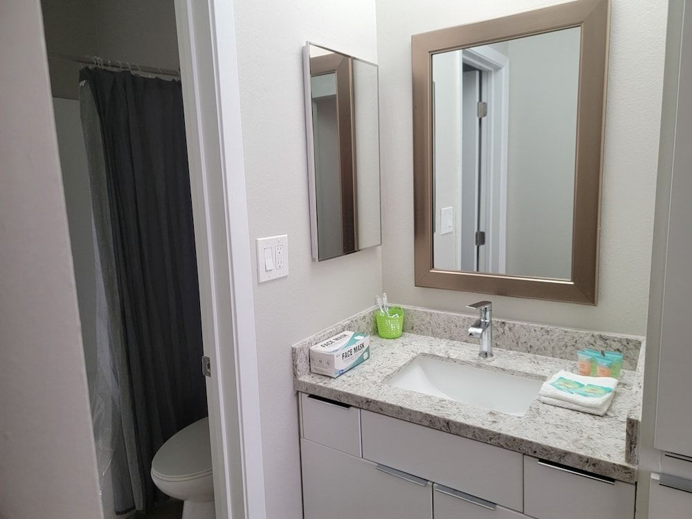 Hollywood Cosmopolitan Apartments Apartment, 2 Bedrooms 11