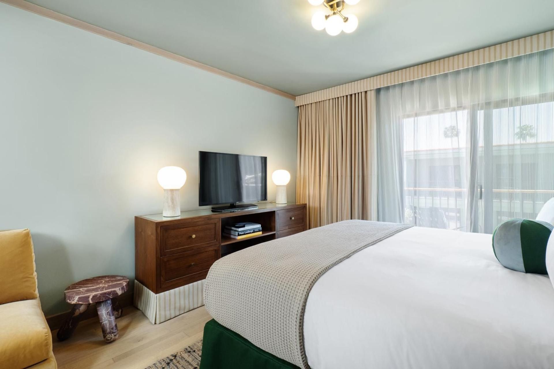 undefined Palihotel Hollywood near Universal Studios 10