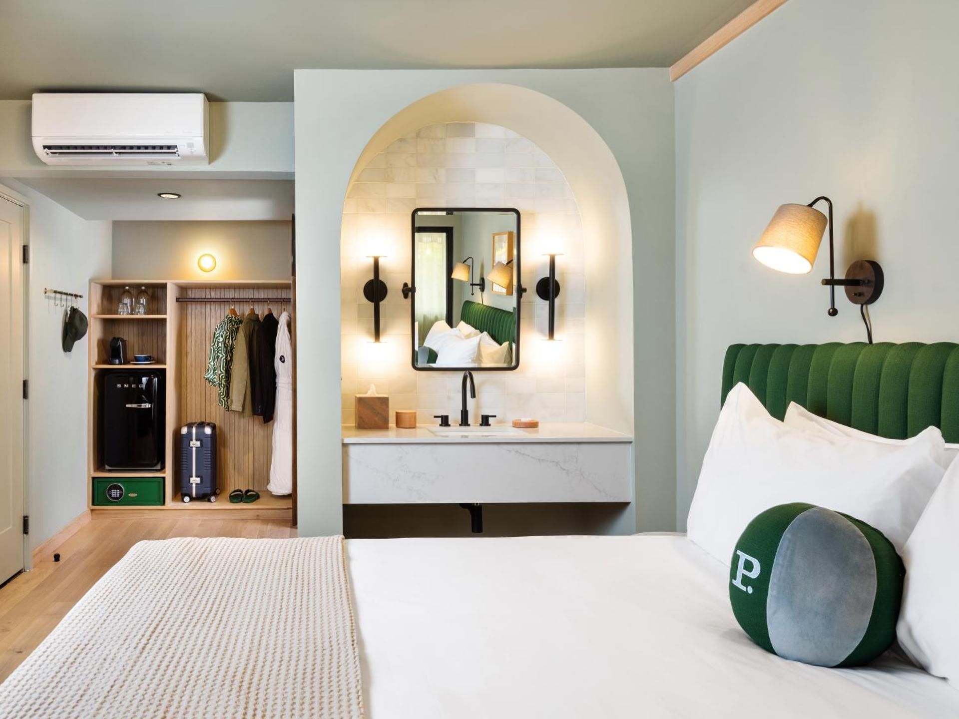 undefined Palihotel Hollywood near Universal Studios 8