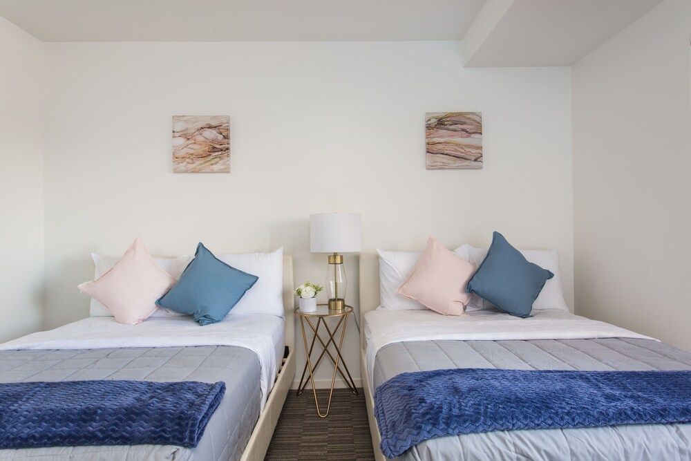 undefined New Urban Downtown LA Luxury Apartment 9