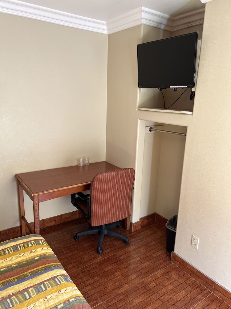 KING MOTEL Basic Room 8