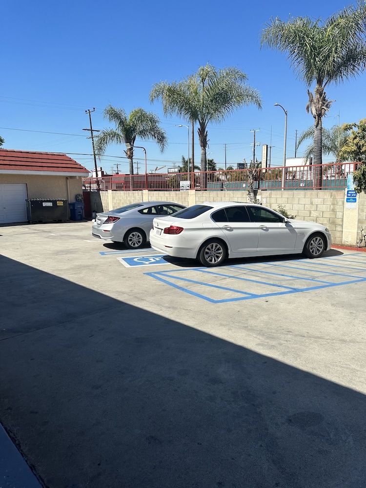 undefined Twenty-First Century Inn