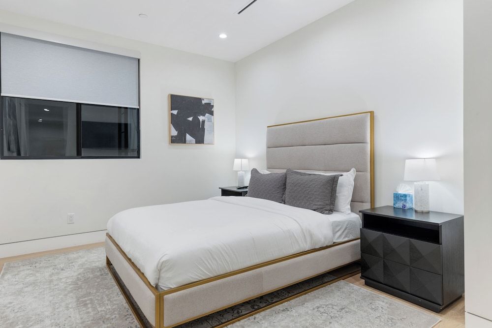 Curson Modern House, Multiple Beds, Pool Access, Pool View (Curson Modern) 8