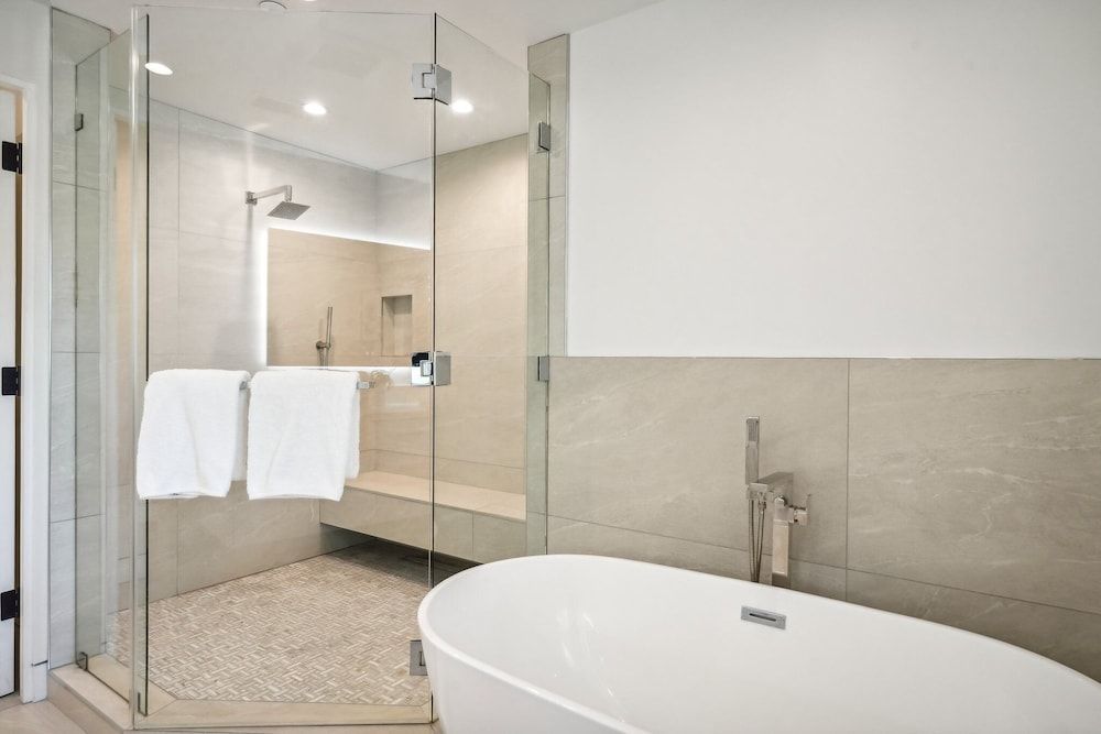 Curson Modern House, Multiple Beds, Pool Access, Pool View (Curson Modern) 15