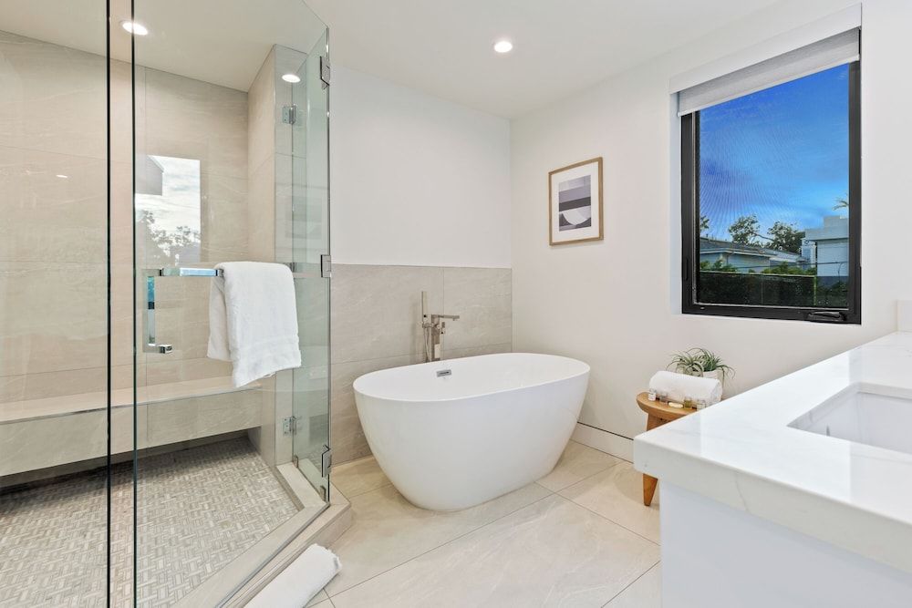 Curson Modern House, Multiple Beds, Pool Access, Pool View (Curson Modern) 10