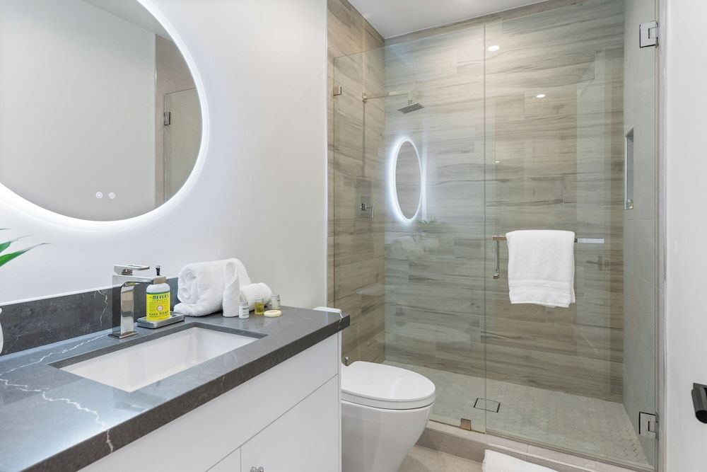 Curson Modern House, Multiple Beds, Pool Access, Pool View (Curson Modern) 16