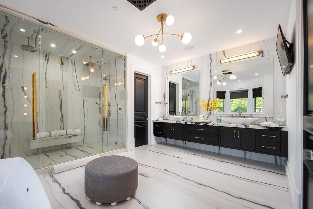 Gardner Modern Villa, Multiple Beds, Private Pool, Pool View 12