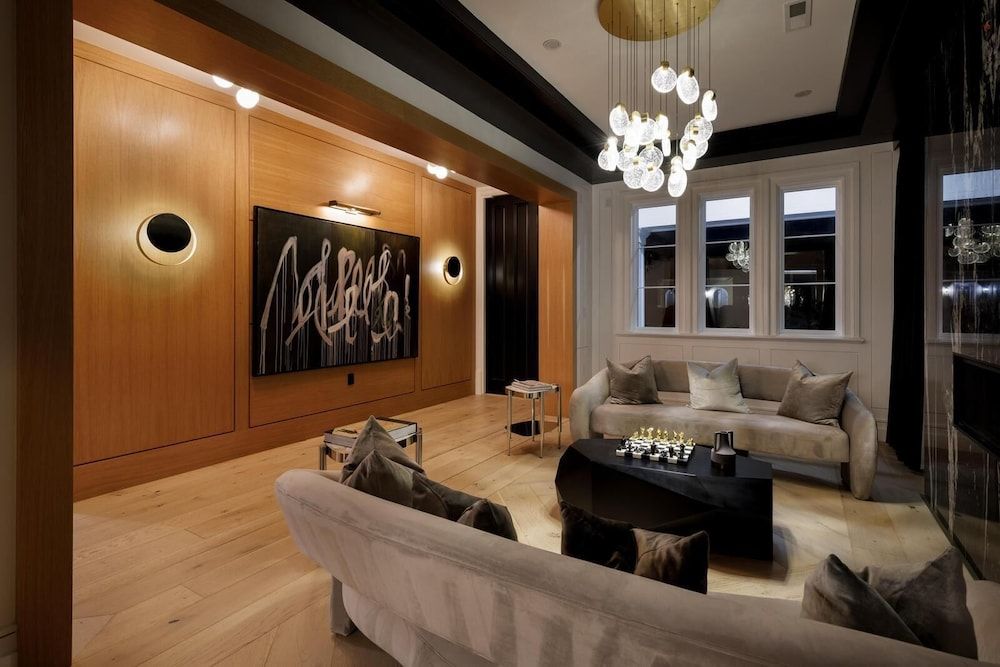 Gardner Modern Villa, Multiple Beds, Private Pool, Pool View 20