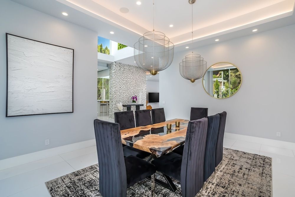 undefined Olympus Estate 8