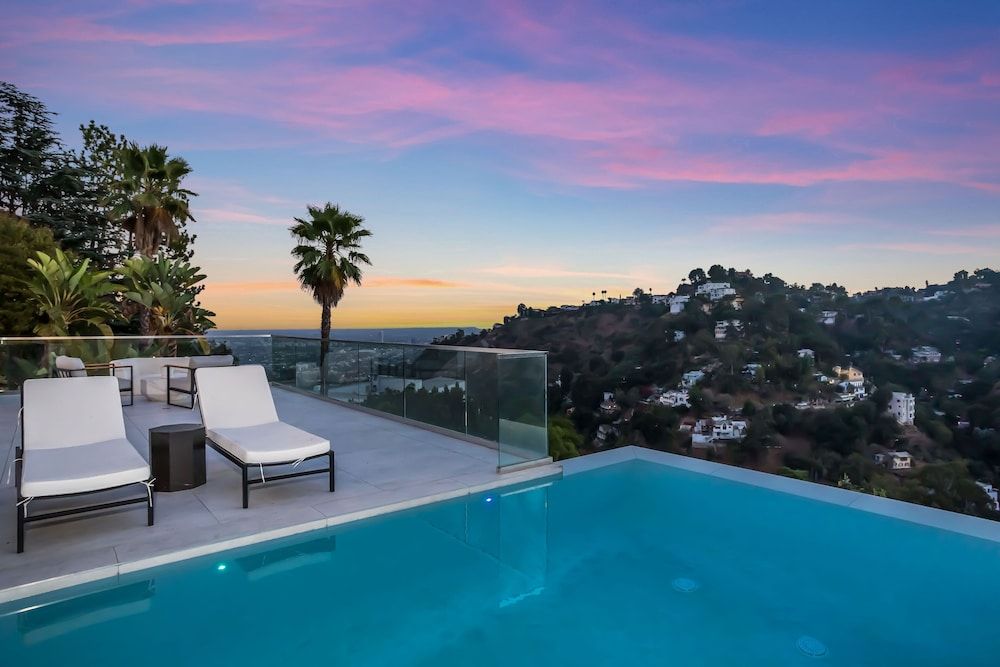 undefined Olympus Estate 6