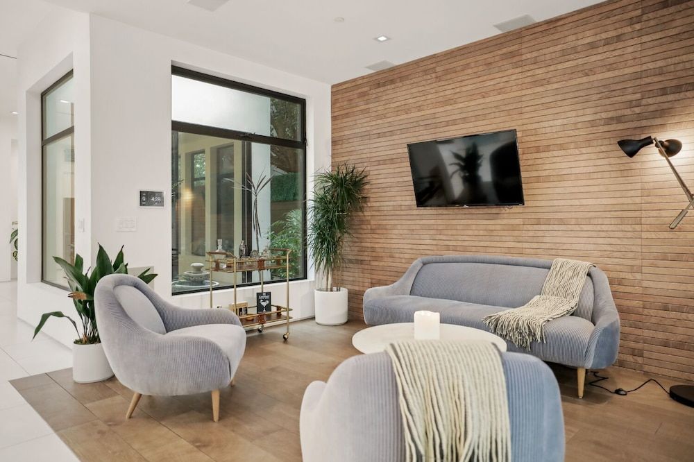 Crescent Heights Villa, Multiple Beds, Private Pool, Pool View 14