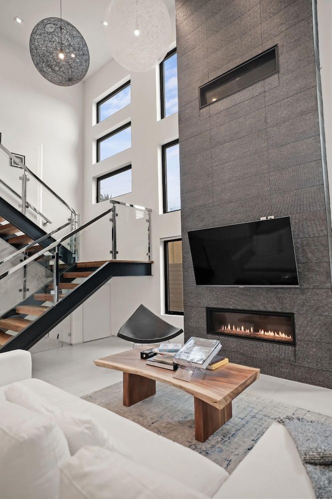 Crescent Heights Villa, Multiple Beds, Private Pool, Pool View 13