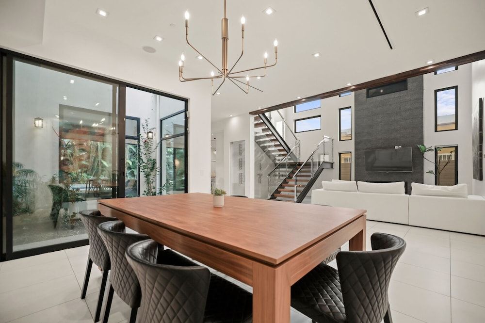 undefined Crescent Heights 6