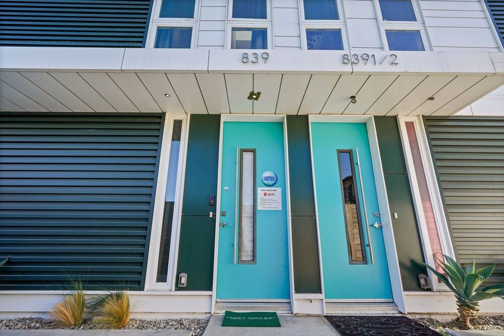 undefined Smarter Bed And Breakfast 2