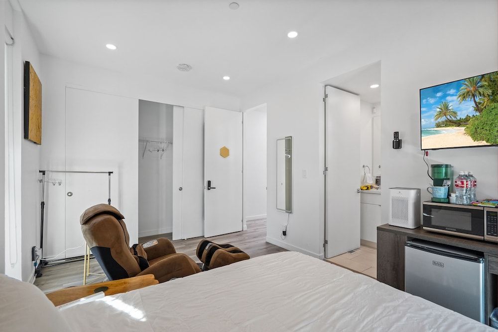 undefined Smarter Bed And Breakfast 6