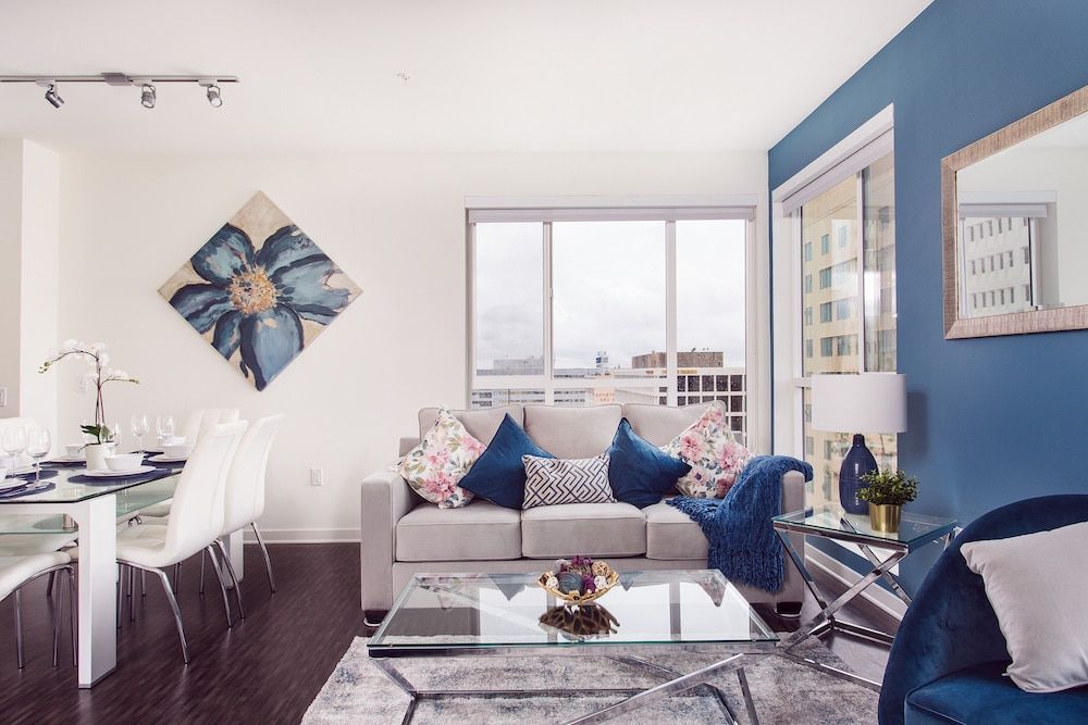 New Downtown LA Luxury Jr. Penthouse Premier Apartment 11