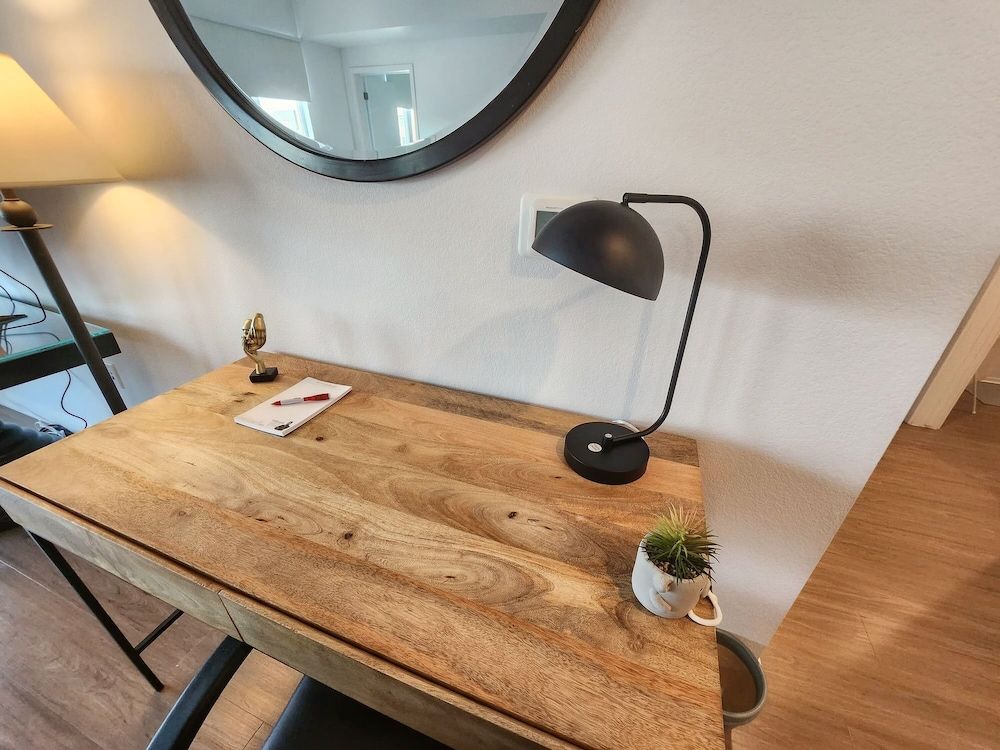 StaysPro - Cityscape Luxury Rental Homes in the Heart of Los Angeles Premier Apartment, 2 Bedrooms 11