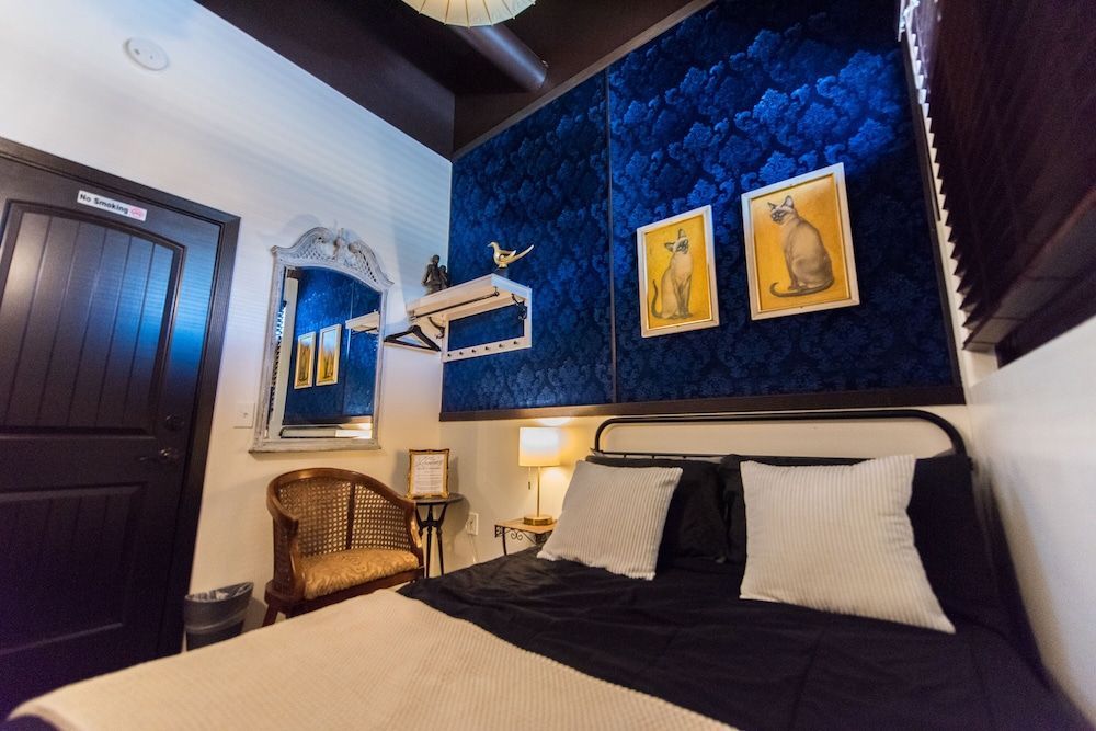 The Rosemary Silverlake 1 Double Bed, Shared Bathroom 8