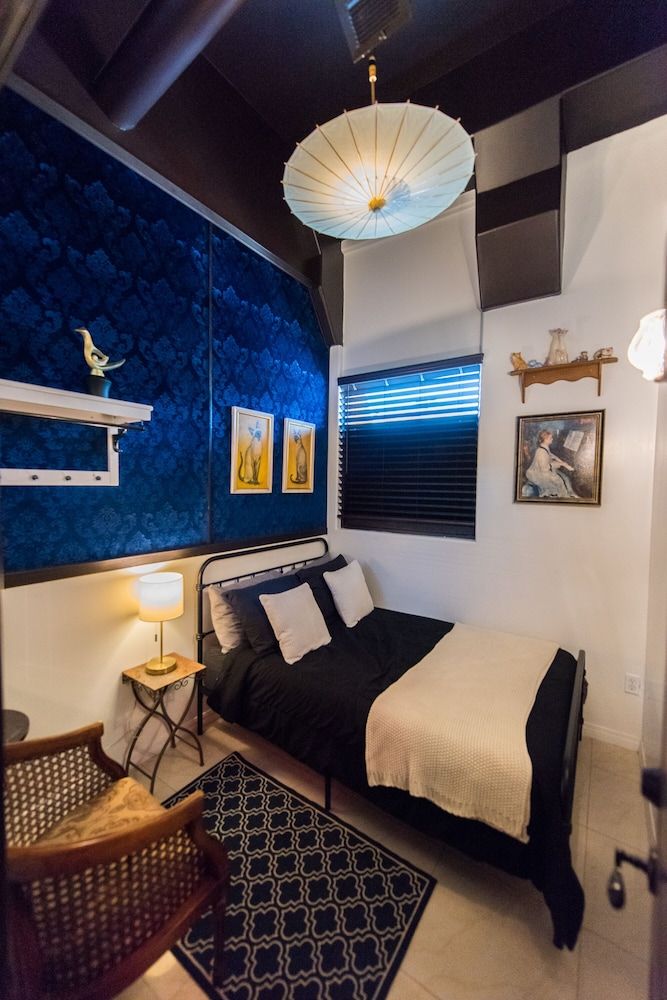 The Rosemary Silverlake 1 Double Bed, Shared Bathroom 7