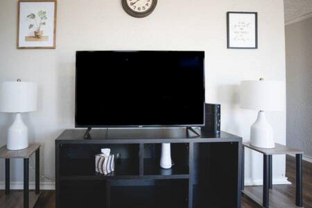 La Palma Guesthouse - Near Texas Tech House, Accessible 14