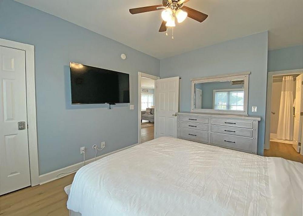 Condo, 2 Bedrooms