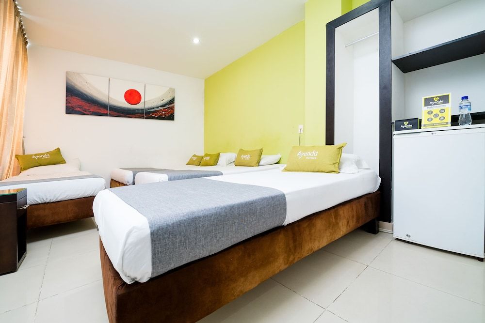 Ayenda 1703 Gran Reserva Quadruple Room 3