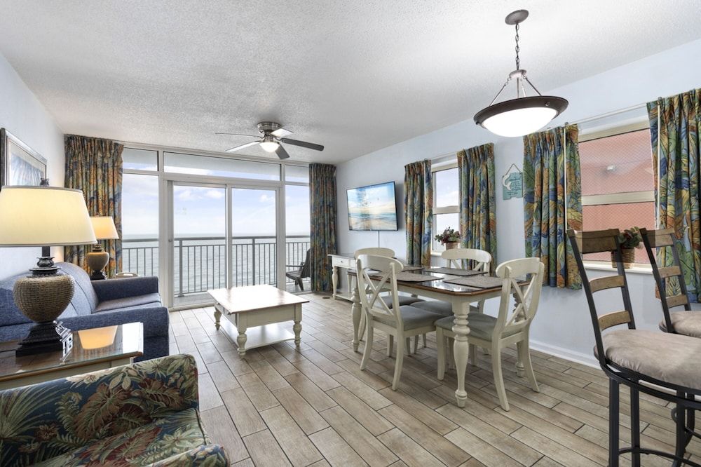 Signature Condo, 2 Bedrooms, Ocean View, Oceanfront