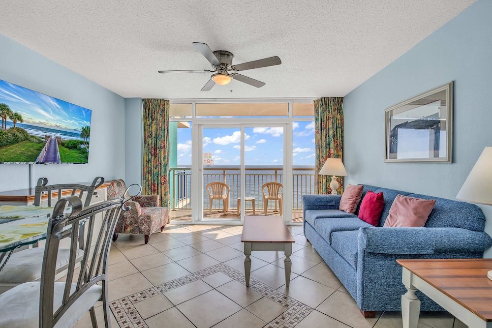 Signature Condo, 2 Bedrooms, Beach View, Oceanfront