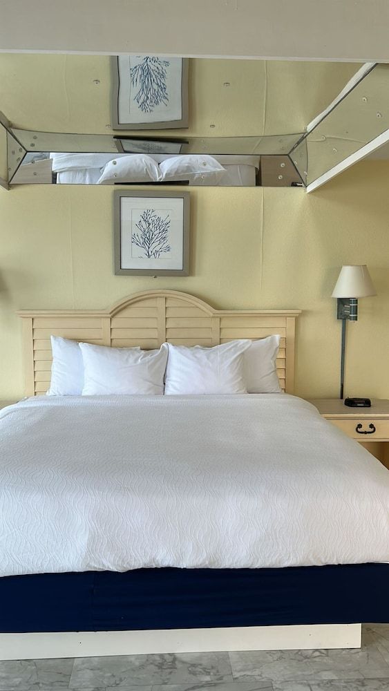 Comfort Studio, Partial Ocean View, Oceanfront