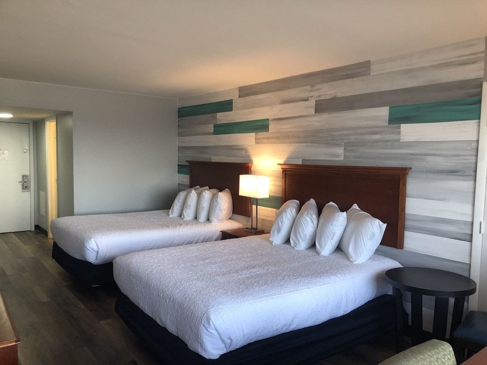 Premier Studio, 2 Queen Beds, Kitchenette, Oceanfront