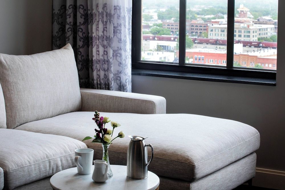 Executive Room, 1 King Bed, Corner