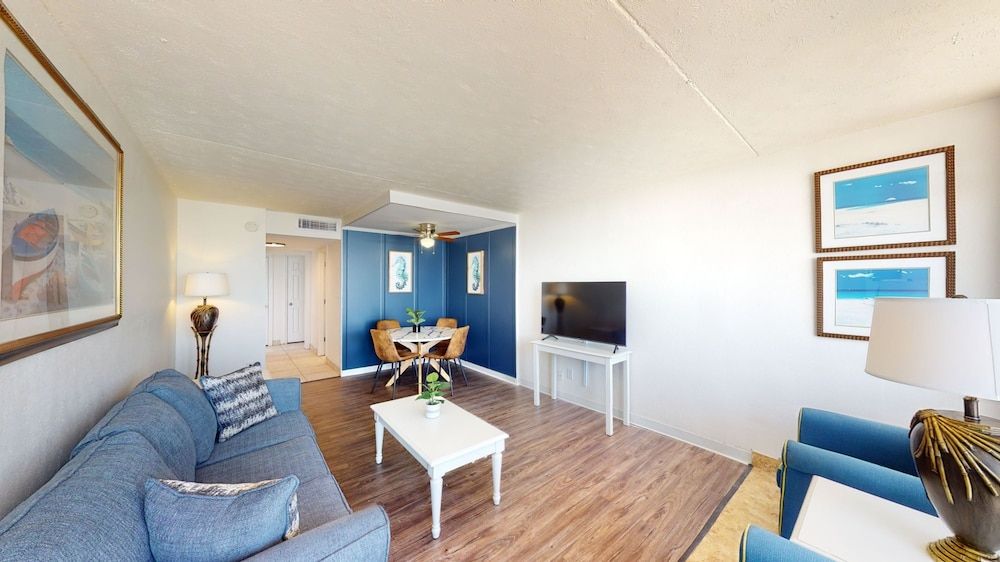 Willow Bay Resort 2 Bedroom Suite with Kitchen, Oceanfront 6