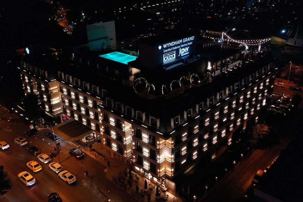undefined Wyndham Grand Istanbul Kalamis Marina Hotel 7
