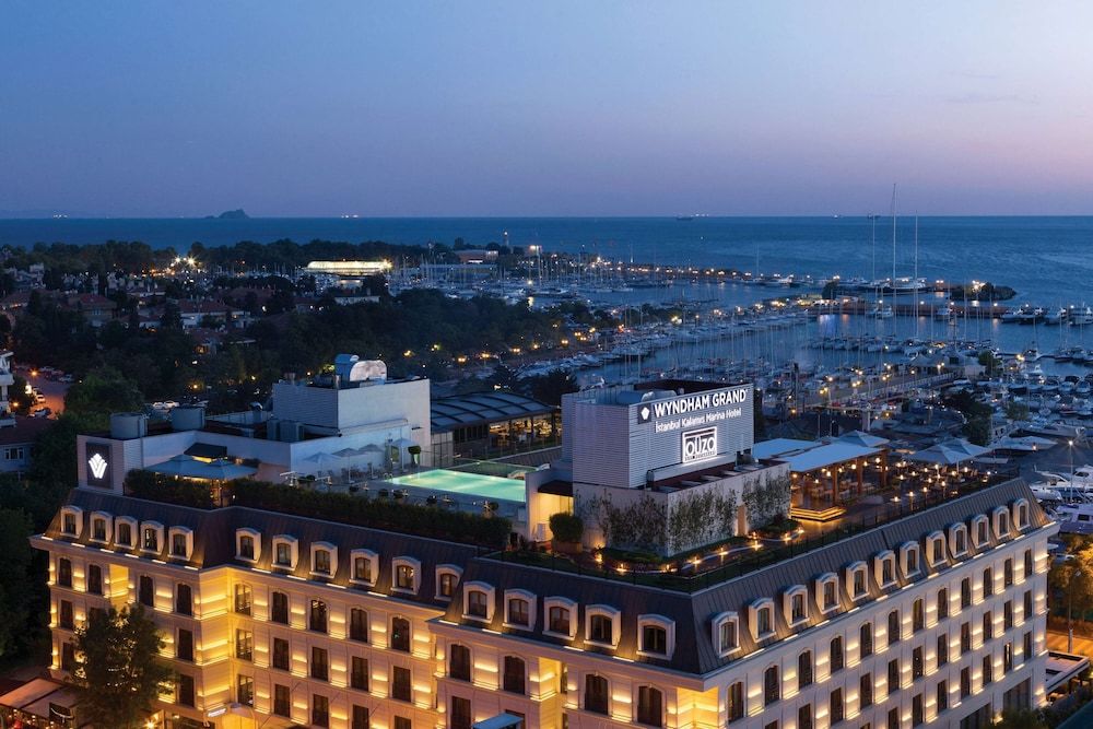 undefined Wyndham Grand Istanbul Kalamis Marina Hotel 4