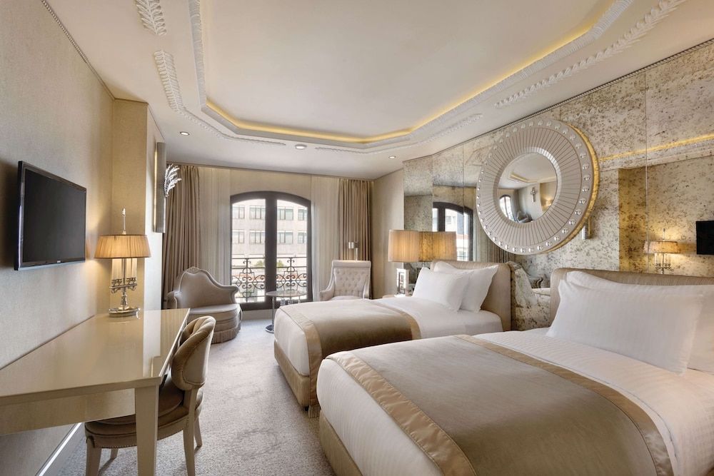 Wyndham Grand Istanbul Kalamis Marina Hotel Deluxe Room, 2 Twin Beds, City View 4