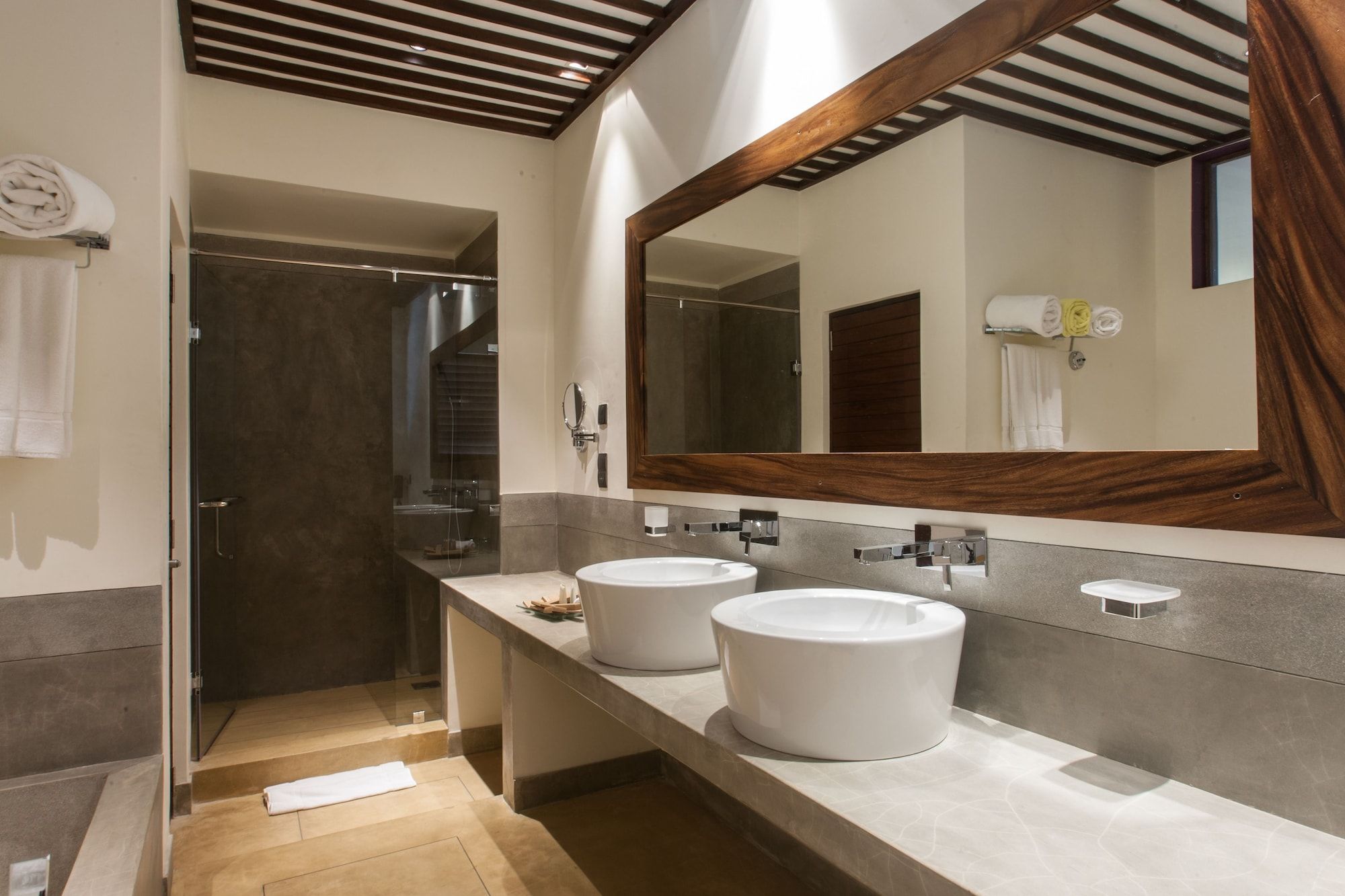 undefined Colombo Court Hotel & Spa 9