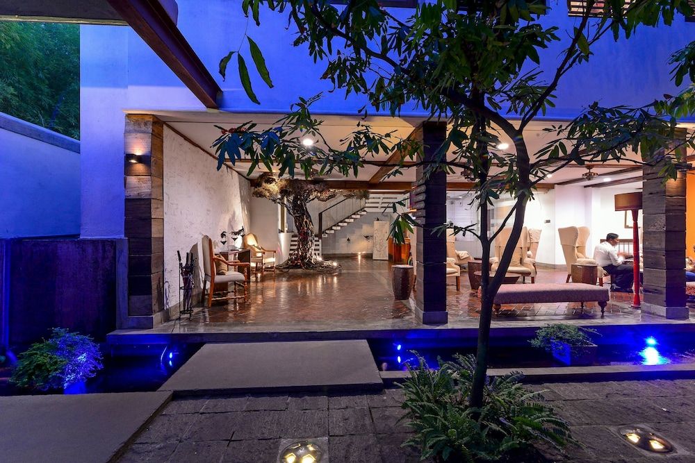 undefined Colombo Court Hotel & Spa 5
