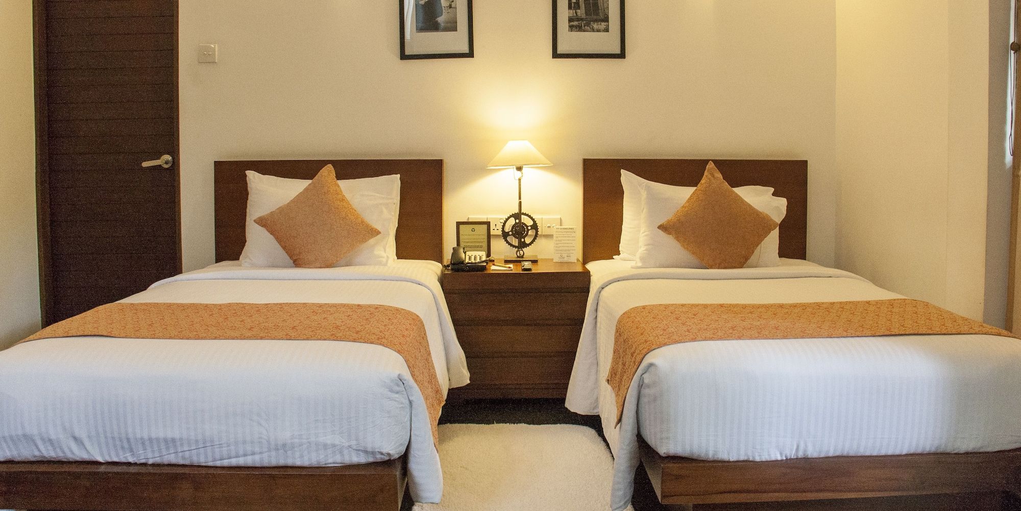 undefined Colombo Court Hotel & Spa 8