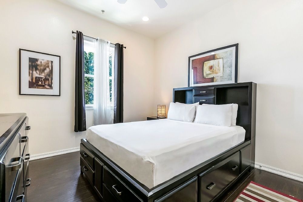 Premium Penthouse, 4 Bedrooms, Patio