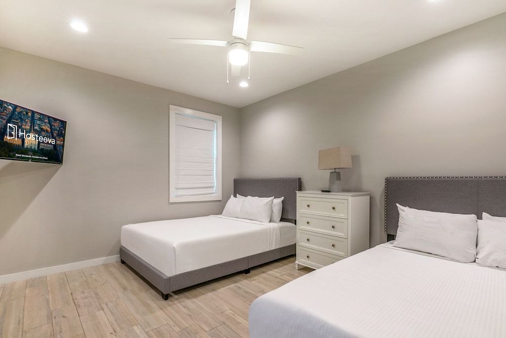 Family Townhome, 4 Bedrooms, Balcony