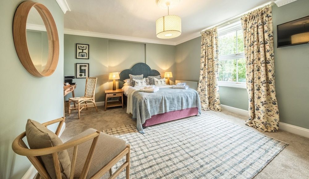 The Feathers Holt Superior Double Room, Annex Building (Lawns Rooms 2min walk on Station Rd) 2