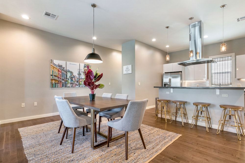 Signature Townhome, 4 Bedrooms, Balcony