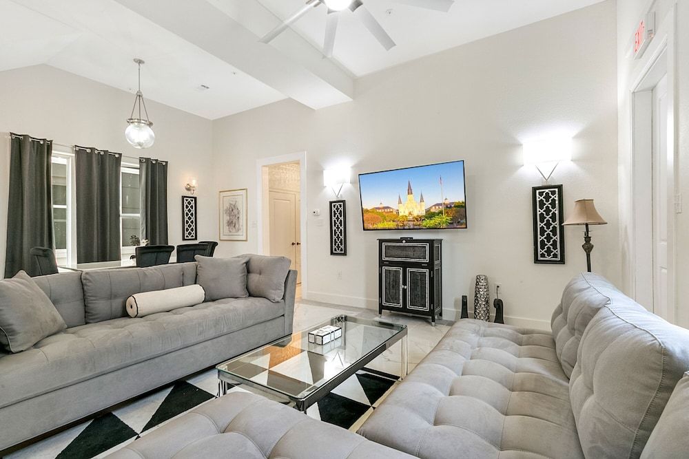 Signature Apartment, 3 Bedrooms, Non Smoking, 2 Bathrooms