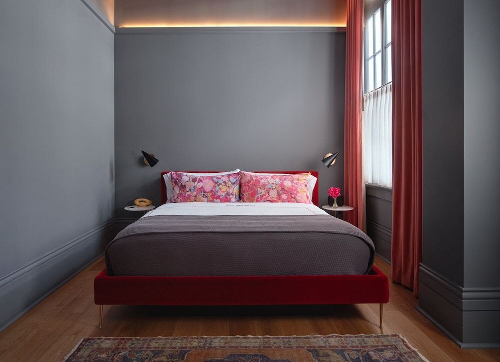 Hotel Saint Vincent Room, 1 King Bed (Courtyard)