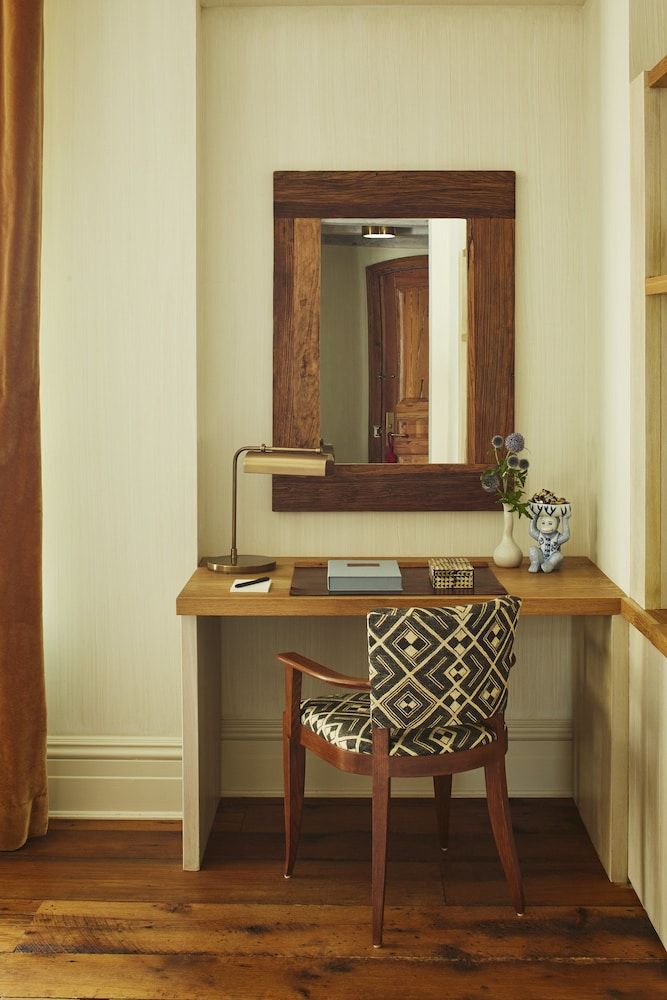 undefined The Greenwich Hotel 4