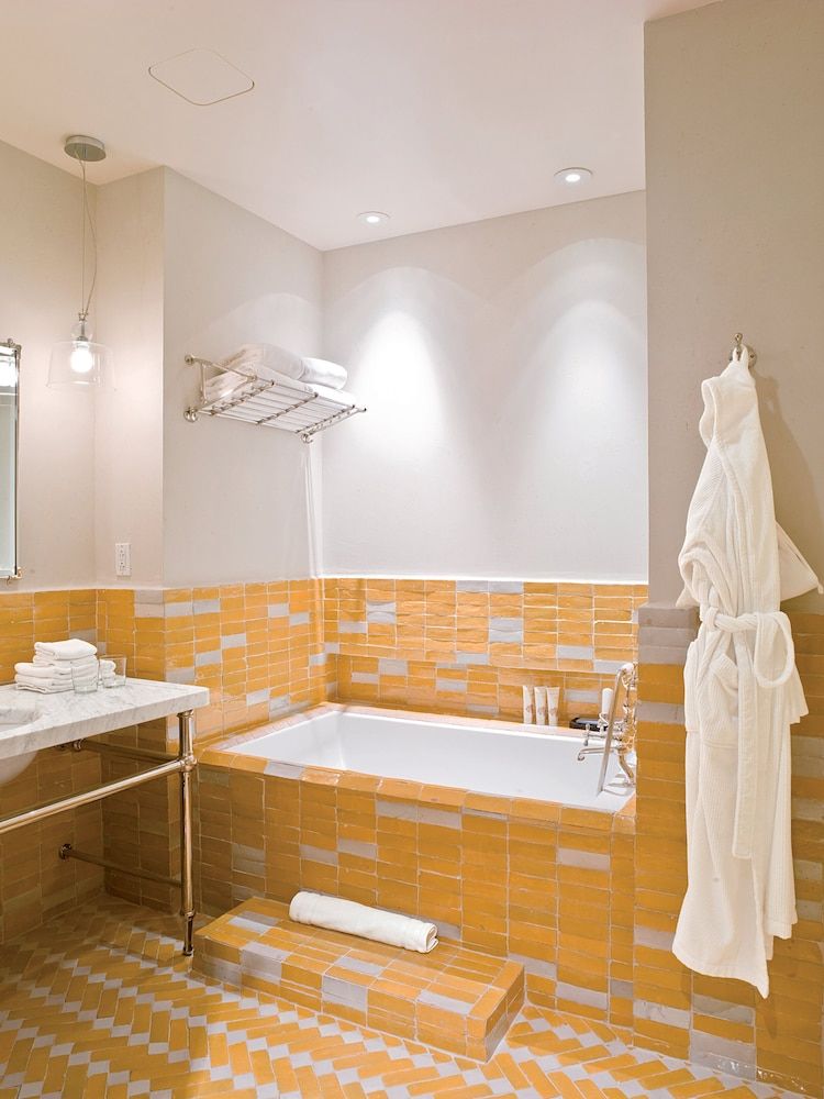 The Greenwich Hotel Superior King Soaking Tub Room 4